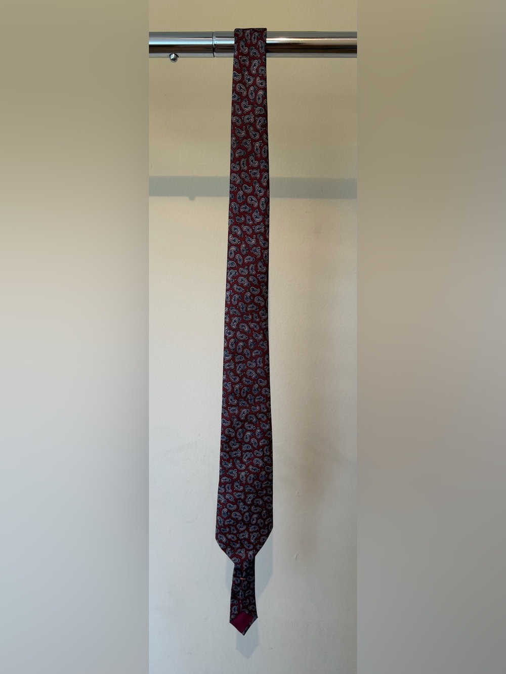 Vintage Alexander’s All Silk Tie Burgundy Blue Paisley Wide Necktie